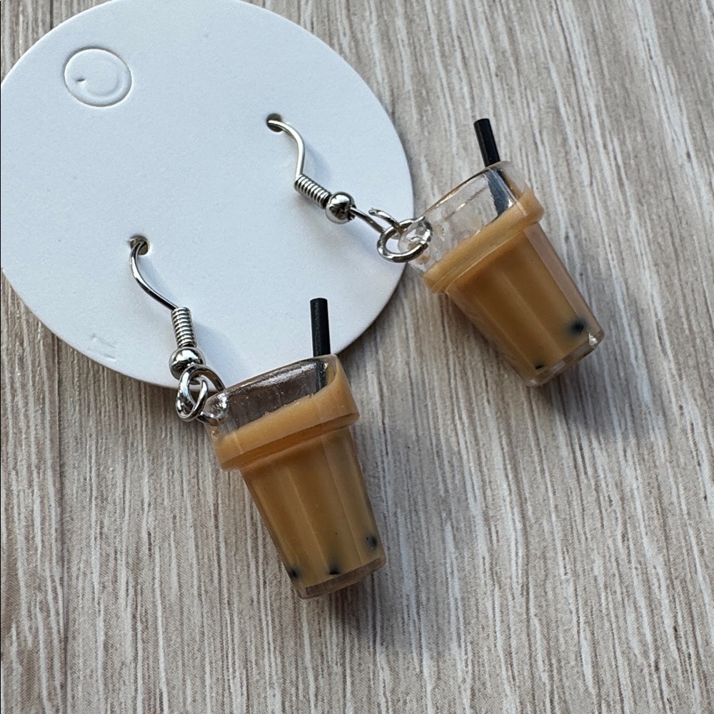 Caffeine Queen Iced Coffee Novelty Earrings NEW š·ļø - Picture 4 of 5